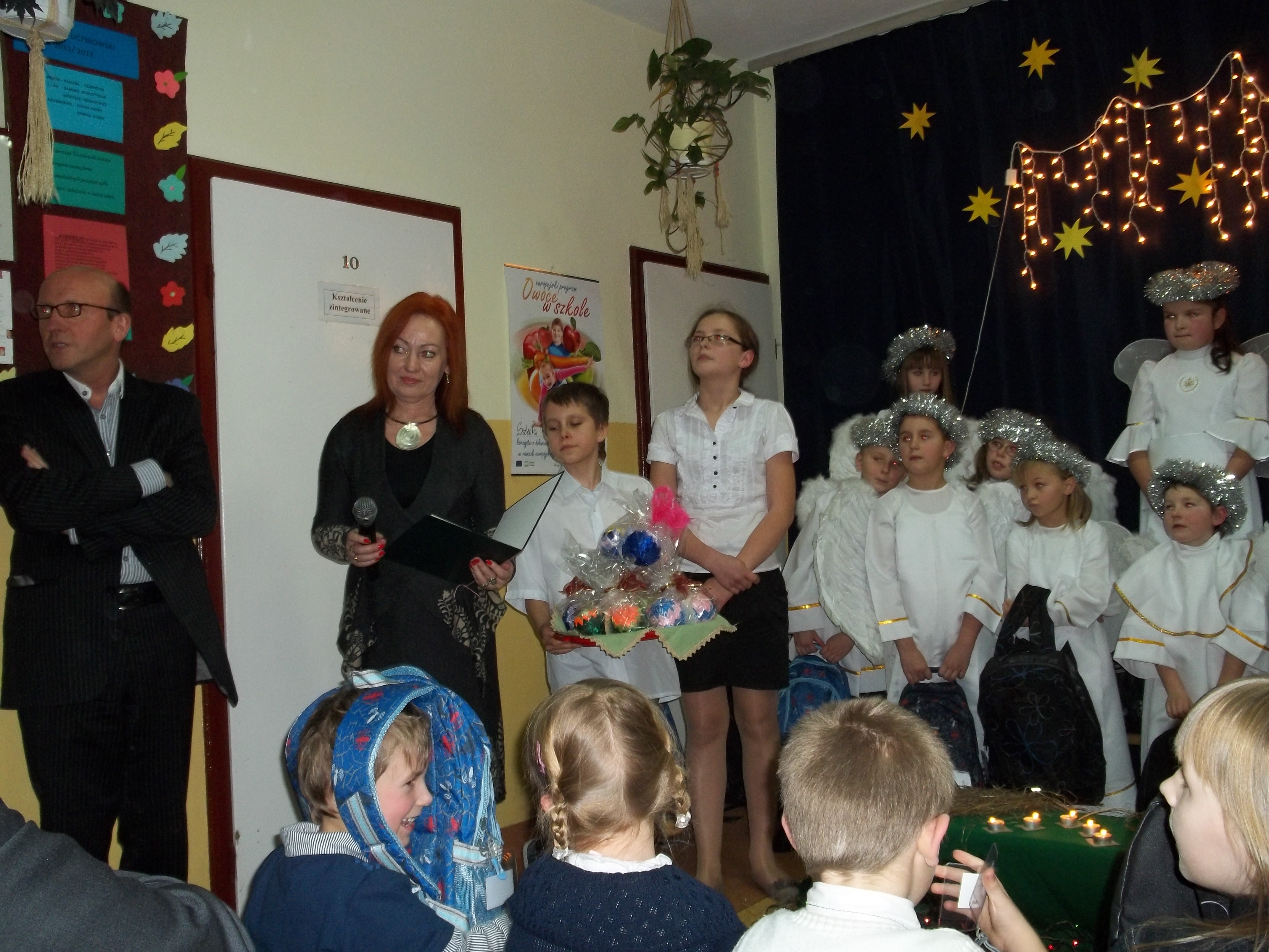 Święta w szkole podstawowej w Idzikowicach