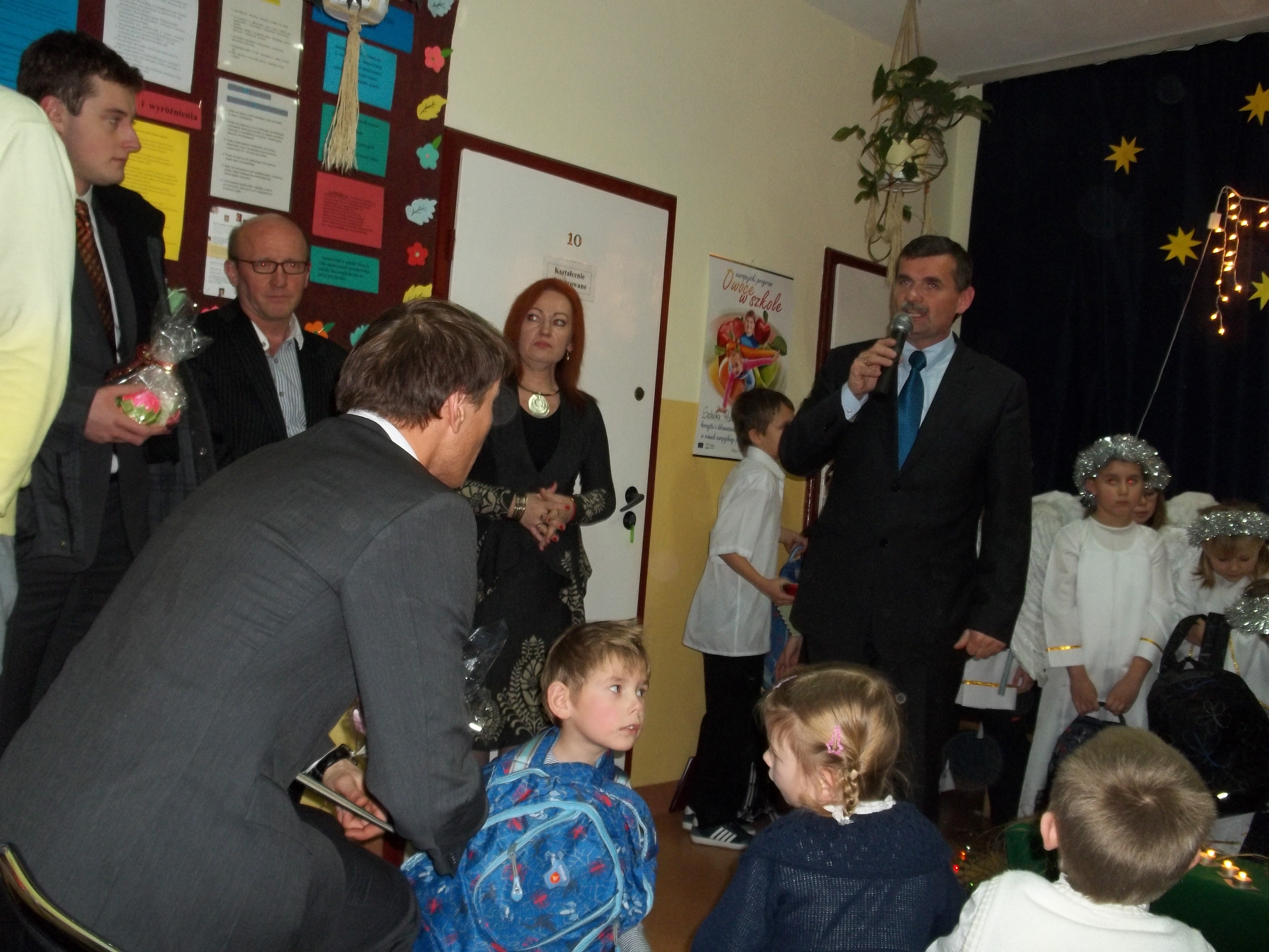Święta w szkole podstawowej w Idzikowicach