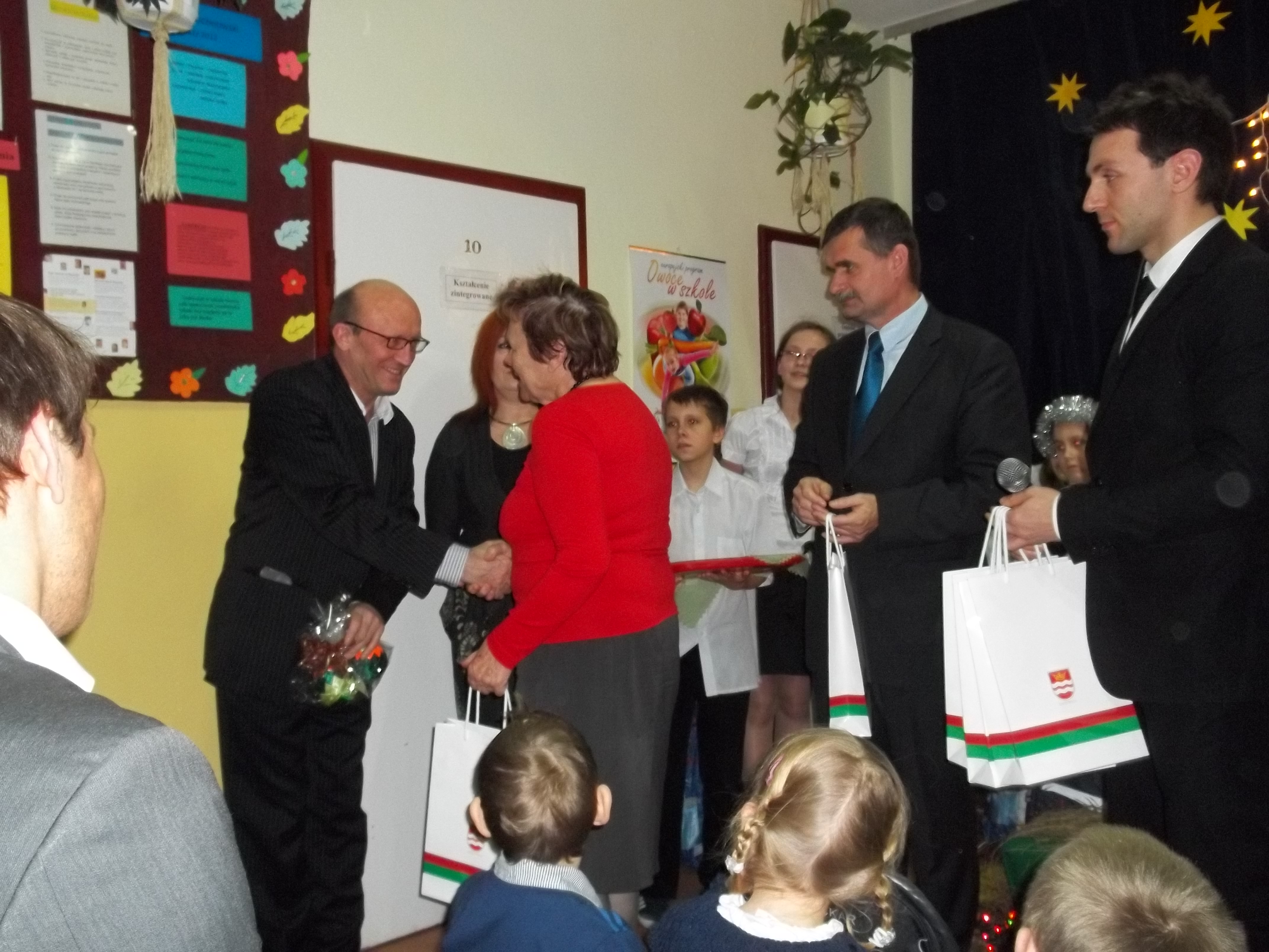 Święta w szkole podstawowej w Idzikowicach